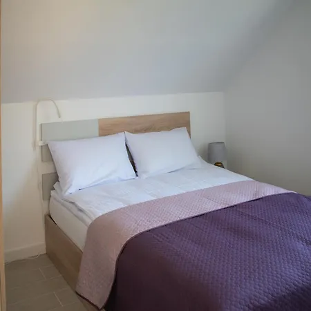 - Dom Smoldzinski * Smoldzinski Las