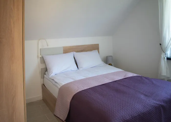 - Dom Smoldzinski * Smoldzinski Las